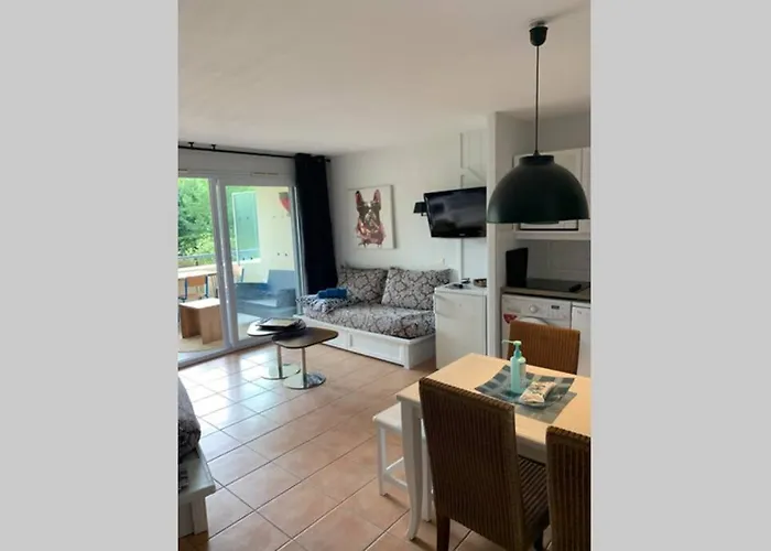 Apartmán L'appart De La Baule, Piscines , Proche Mer. *